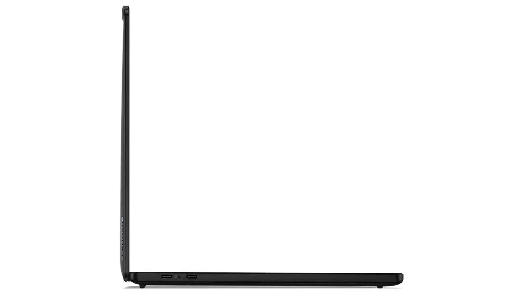 Profil der linken Seite des Lenovo ThinkPad X13s Notebooks, um 90 Grad geöffnet.