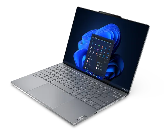 Den bärbara datorn Lenovo ThinkBook 13x Gen 4 (13 tum Intel) – visad snett framifrån och från höger med öppet lock och med Windows-menyn på bildskärmen
