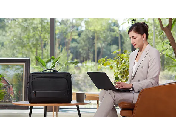 Sac à ouverture par le haut ThinkPad Professional 14" Gen 2
