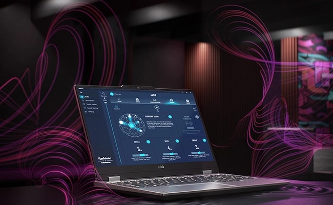 El Lenovo LOQ 15ARP9 rodeado de líneas en remolino que representan la función de Nahimic Audio
