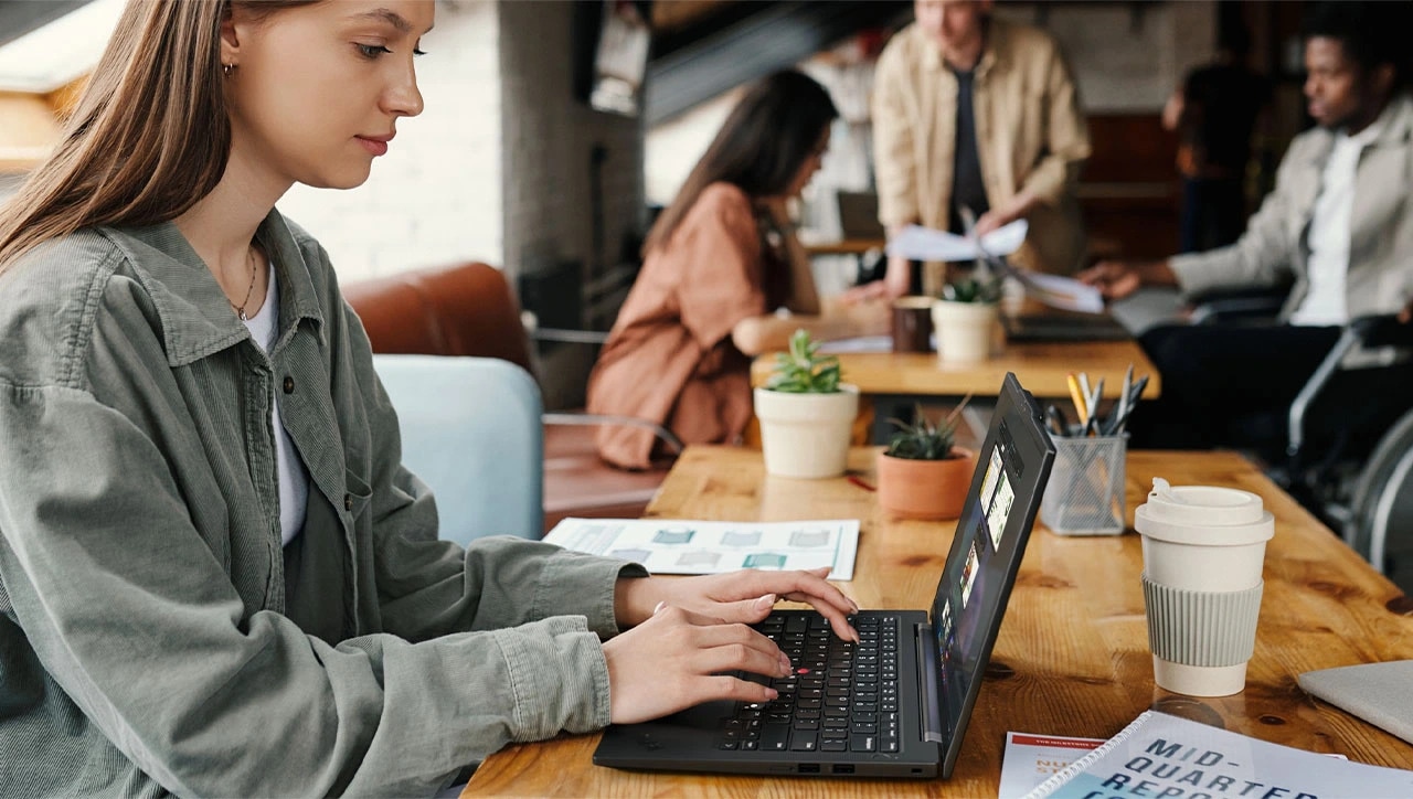 No mouse required with the TrackPoint & TrackPad that make it easy to navigate on the the Lenovo ThinkPad T14s Gen 6 laptop.