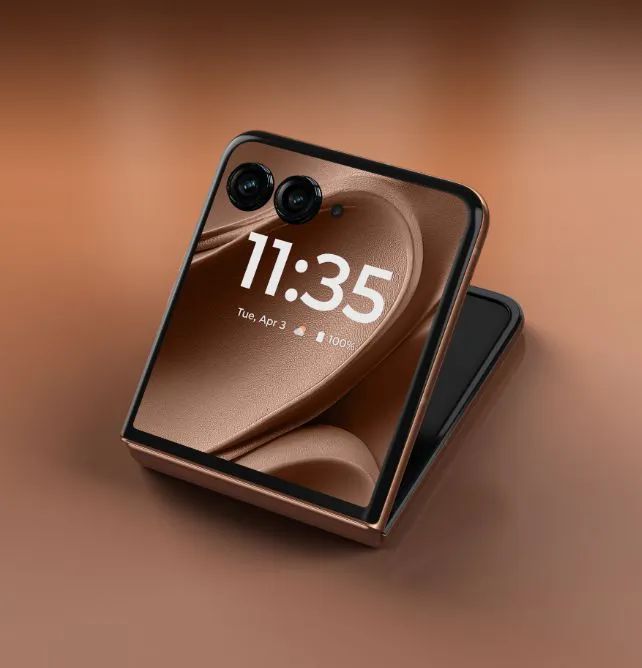 Best flip smartphone with AI features | motorola razr+ | motorola