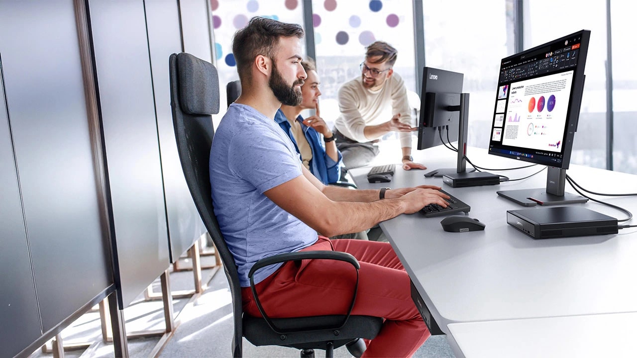 Grafiken, Bearbeitungen und andere komplexe Aufgaben – alles läuft reibungslos auf dem Lenovo ThinkCentre Neo 50q Gen 5 Tiny PC.