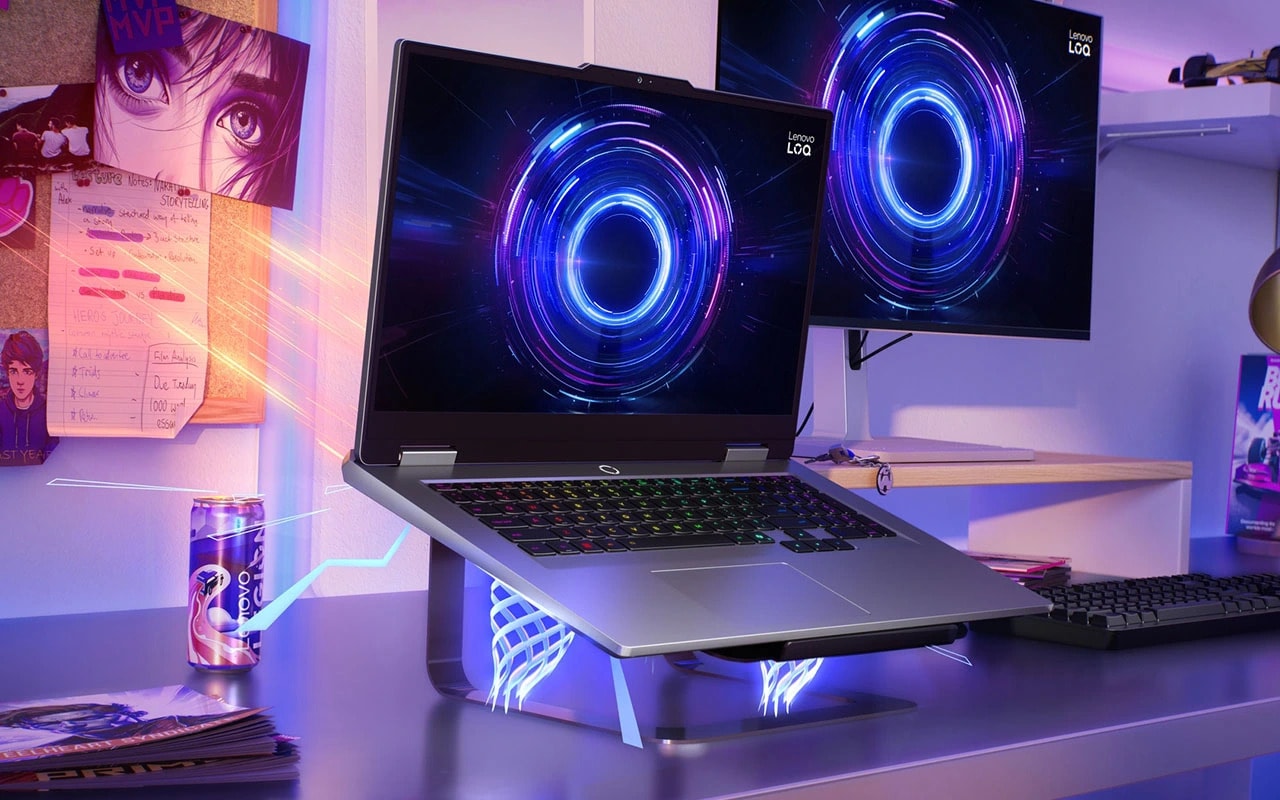 Lenovo LOQ 17IRX10 配備後方散熱孔與銅質散熱元件,可有效降低溫度,確保遊戲運行順暢。