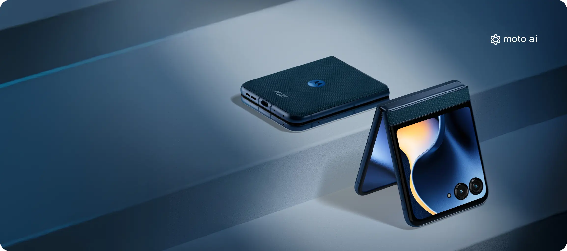 Motorola Razr Flip Phones from the Moto Razr Family | motorola