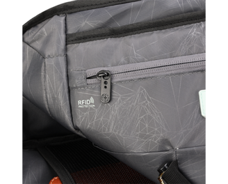 Swissdigital BERG Hybrid Briefcase for Laptops up to 16 inches