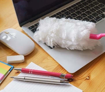 ノートブックを掃除しよう！簡単にきれいにするコツや注意点