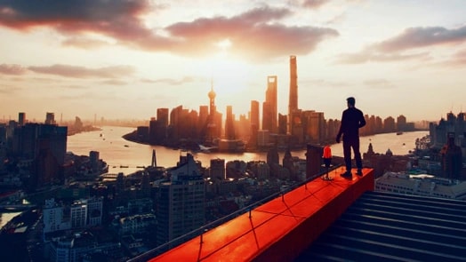 Run hybrid cloud environments from the edge