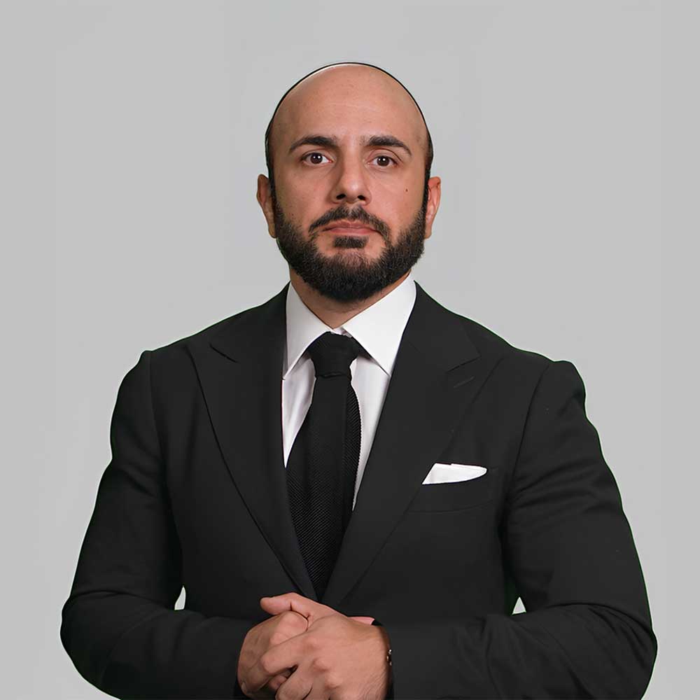 Nima Baiati’s headshot.