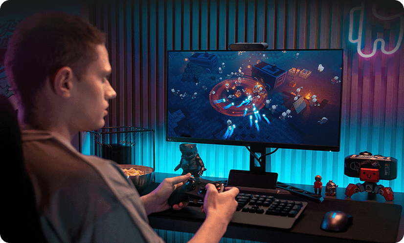 Lifestyle picture shows a man is live-streaming a game by using the monitor deployed LC50 modular camera.