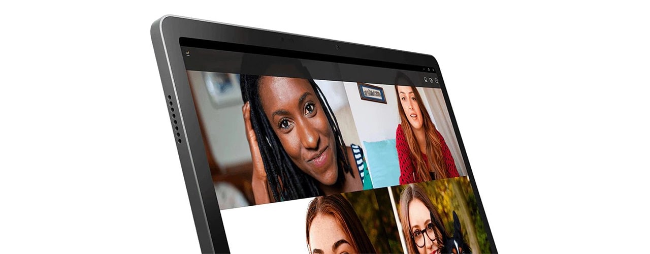Lenovo Yoga Tab 11 Tablet-Cropped ¾ طريقة العرض الجبهة اليسرى، مع أربعة مشاركين VideoCall على الشاشة