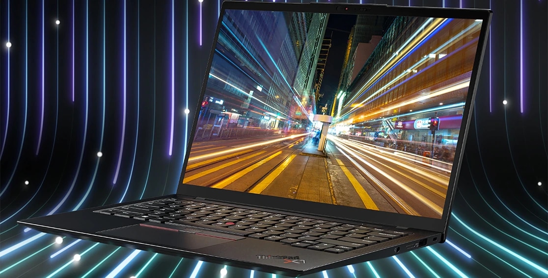 ThinkPad X1 Carbon Gen 10  Ultralight, super-powerful Intel Evo