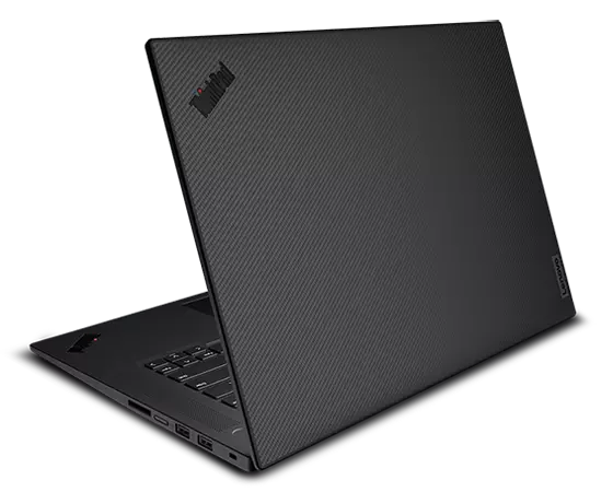 Lenovo ThinkPad P1 Gen 5 mobil workstation set bagfra, åben 70 grader med fokus på Carbon-Fiber Weave-finish.