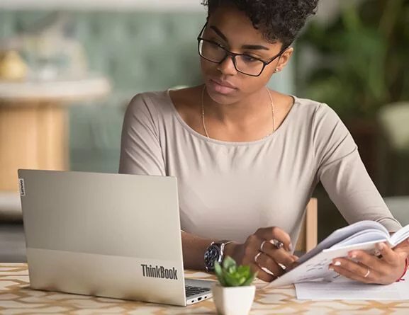 Lenovo ThinkBook 13s Gen 4 | 13.3 SMB laptop built on the AMD